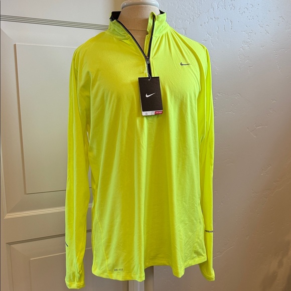 Nike Womens XL Bright Yellow Performance Jacket NWTS - Picture 1 of 9